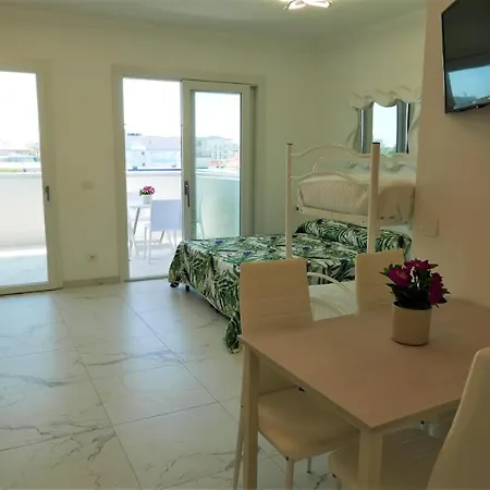 Hotel apartamentowy Saturnotel & Family *